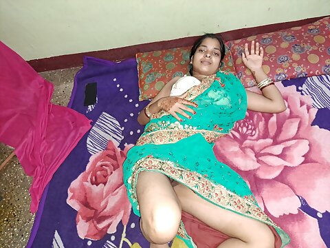 Desi uber-cute bhabhi ke sath devar