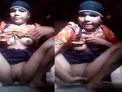 Indian nubile bare finger-tickling peel